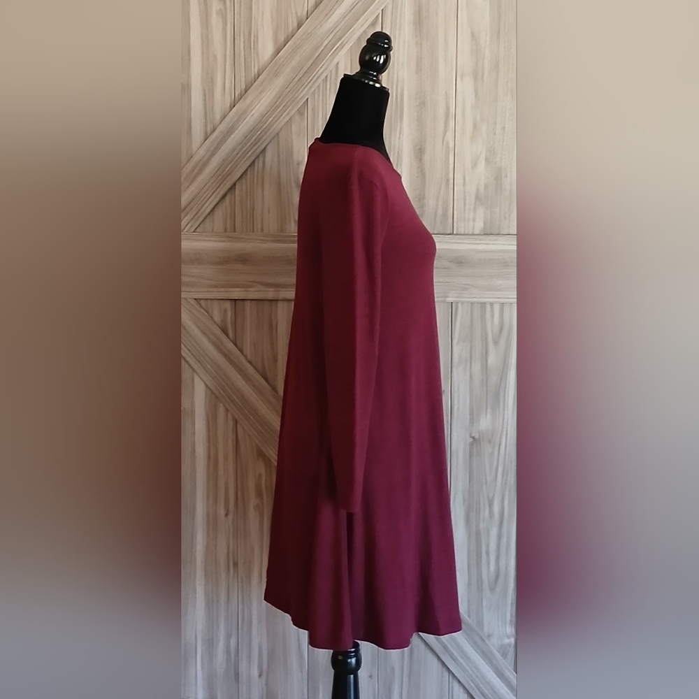 Old Navy Red A-Line Long Sleeve Swing Dress. (Size XS) - Picture 5 of 9